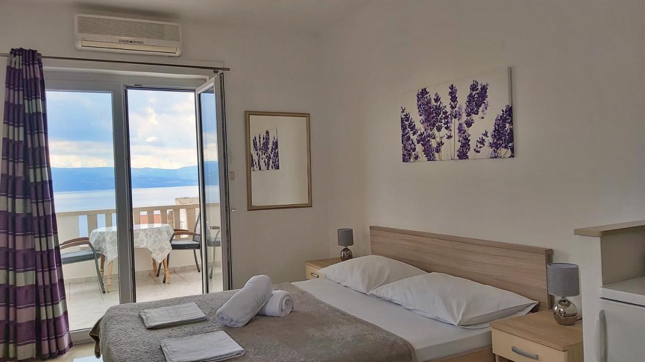 Apartments Nemira Omiš Zewnętrze zdjęcie